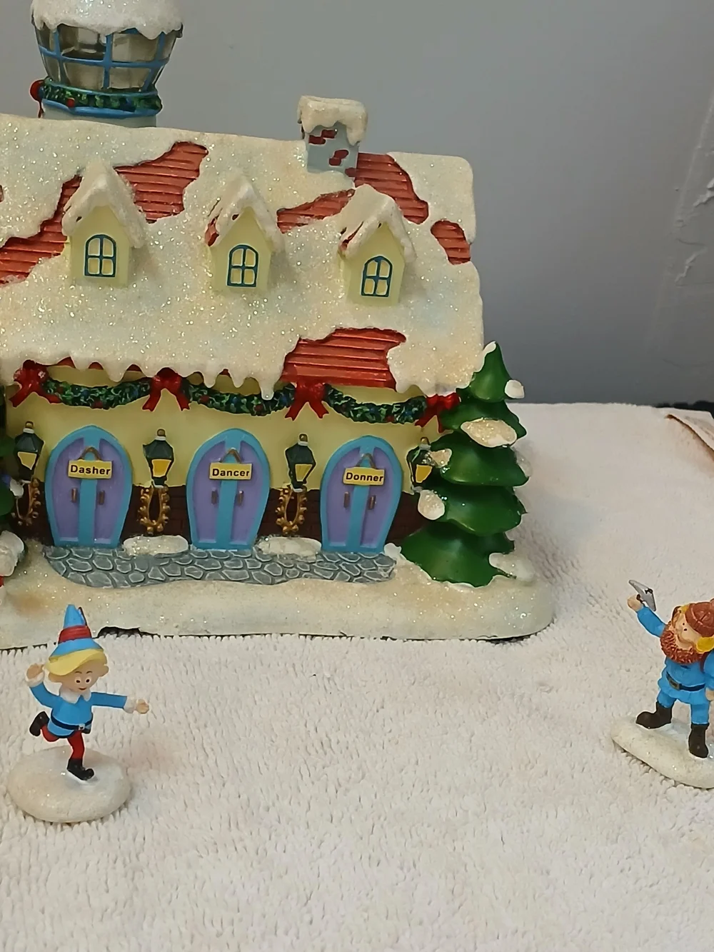 Unbranded Green & Cream Holiday Light-Up Village House